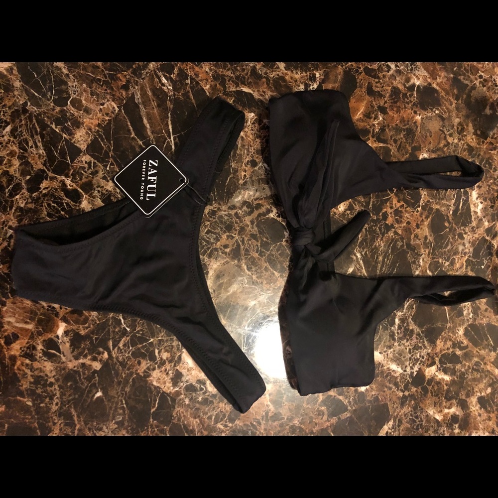 Black high leg bikini